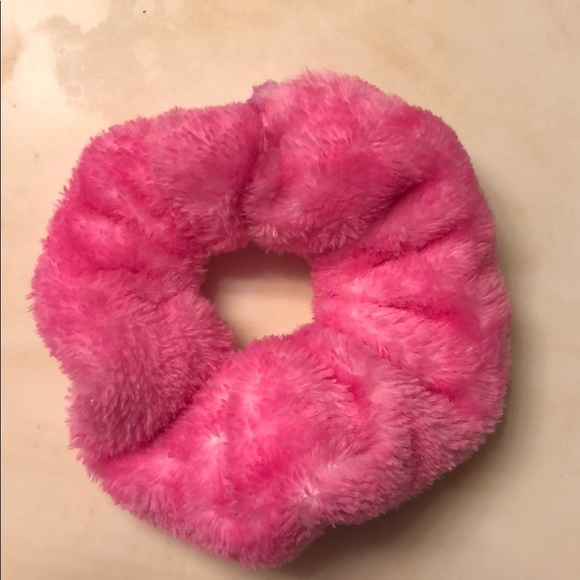 Random Scrunchie Pack! - Picture 2 of 2